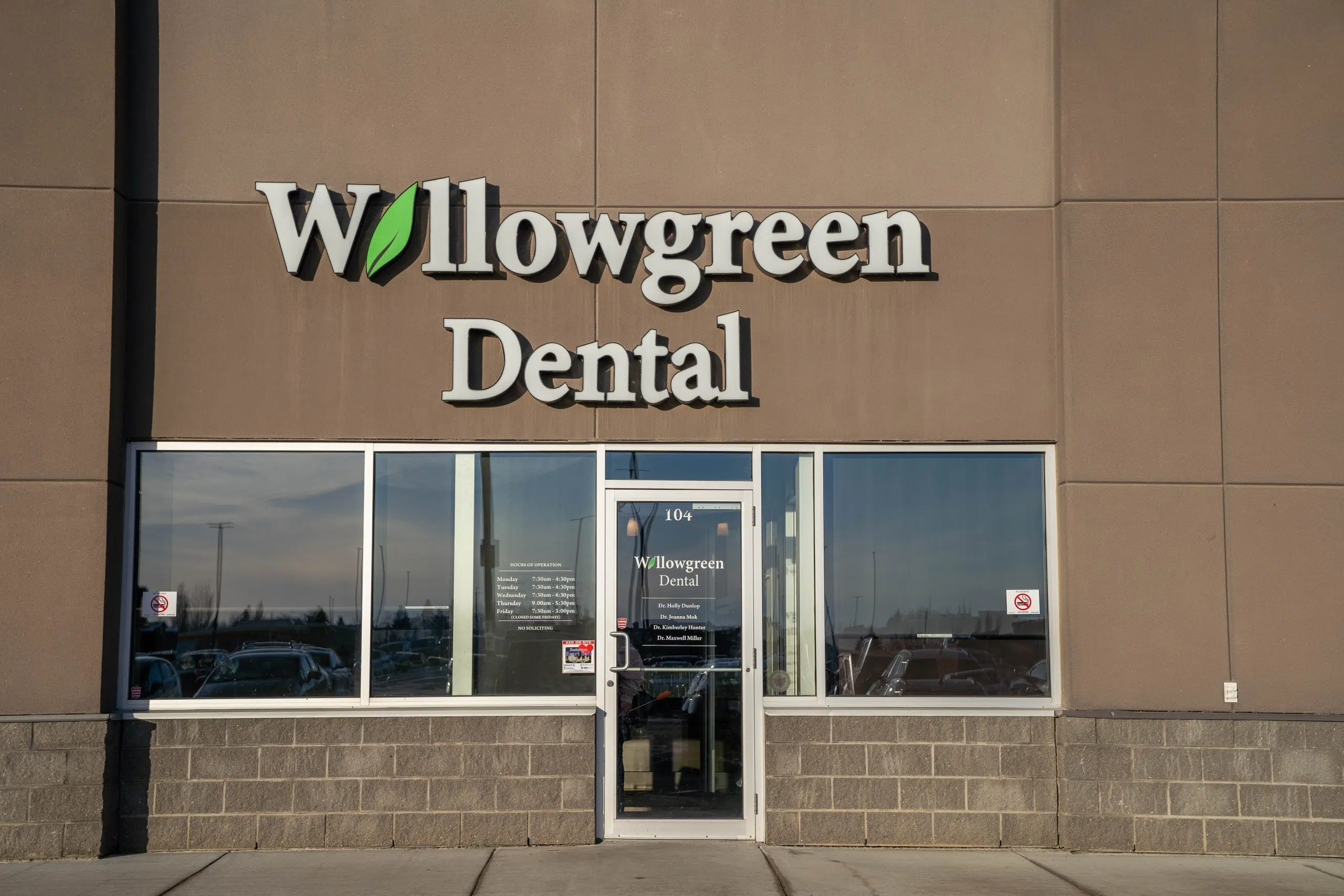 Willowgreen Dental Entrance